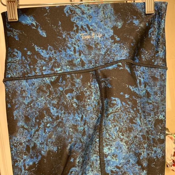 Tone it up Leggings - Picture 7 of 11